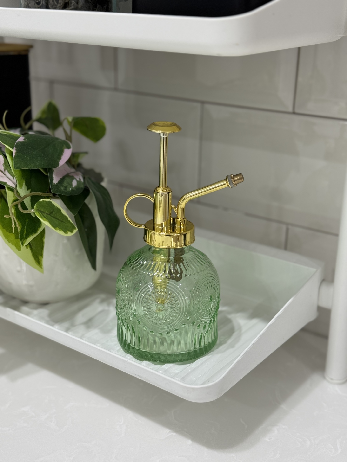  آبپاش شیشه ای سبز کالا خلیج 