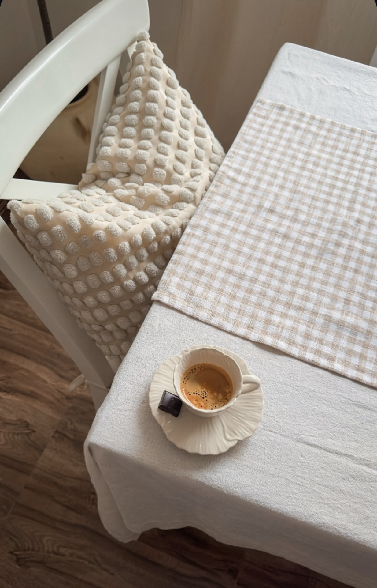  کوسن سفید ایکیا SVARTPOPPEL کالا خلیج 