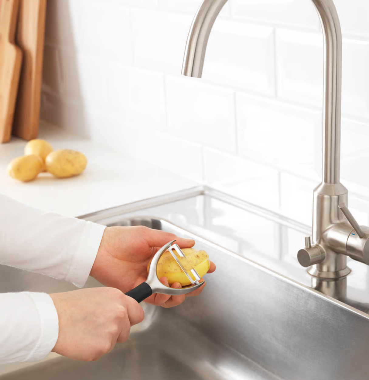 پوستکن مشکی ایکیا کالا خلیج